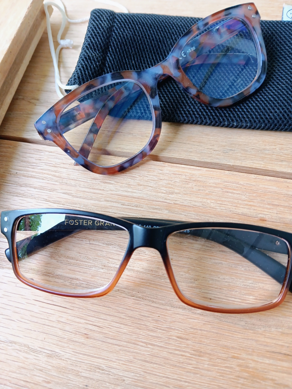Cheaters 2 Like New +3.25 Pairs